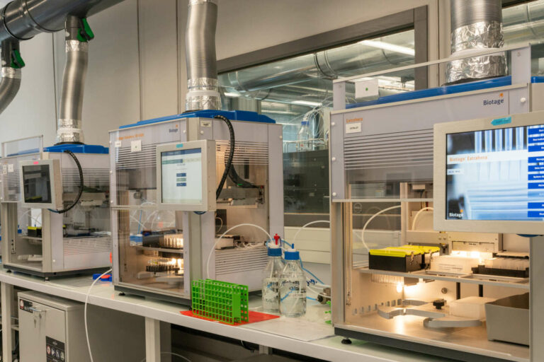 'The flagship of French anti-doping': The Saclay laboratory gets ready for the Paris Olympics