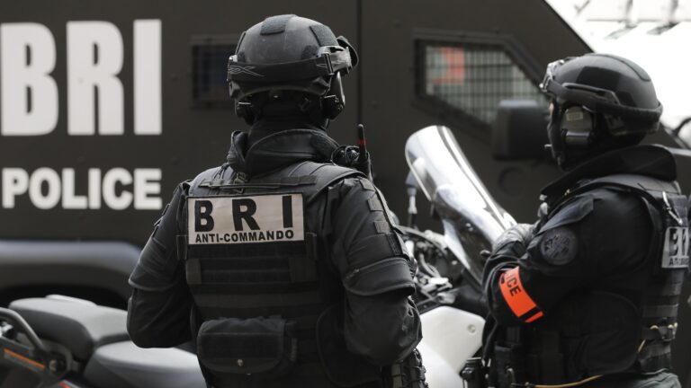 JO 2024: un ancien policier intervenu au Bataclan forme des agents de sécurité face à la …