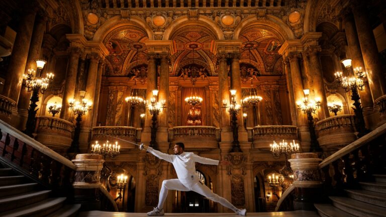 Fencing at the Grand Palais? Mais Oui! The Iconic Paris Landmarks Being Used for the … – Vogue
