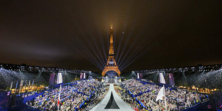 Paris 2024 : revivez la cérémonie d'ouverture des Jeux olympiques – Le Monde