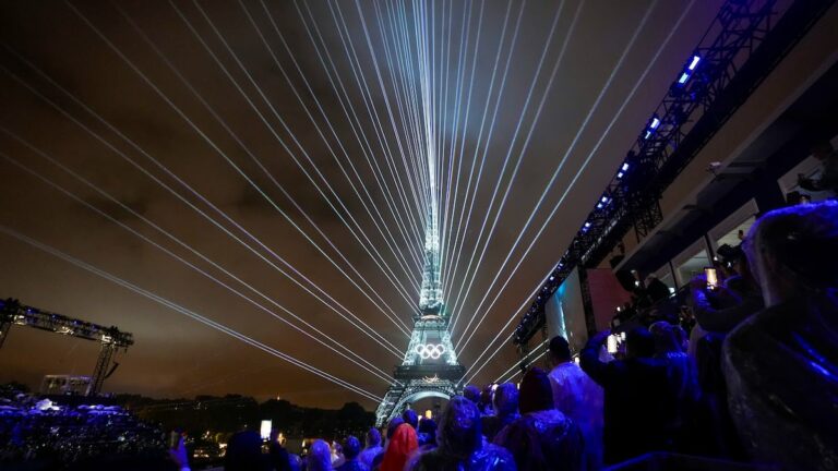 Paris dazzles with a rainy Olympics opening ceremony on the Seine River – OPB